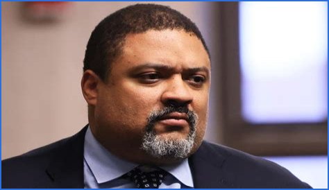 Who is Alvin Bragg, the Manhattan district attorney overseeing case against Trump?